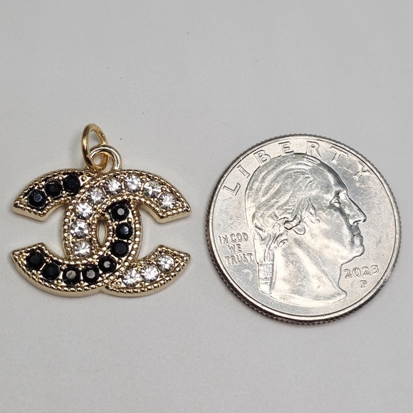 Chanel Gold and Black Pendant - Picture 3 of 4